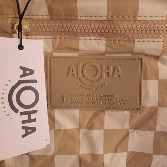 Aloha Collection Crossbody Bag Splash Proof Travel Purse Checkmate New - Picture 7 of 8